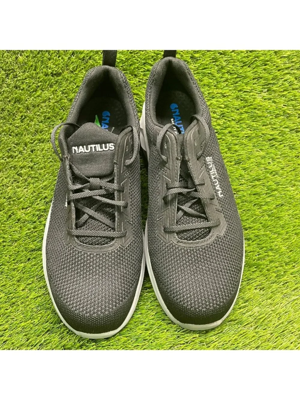 Nautilus Springwater Mens Size 11EE Black Gray Carbon Toe Safety Work Shoes